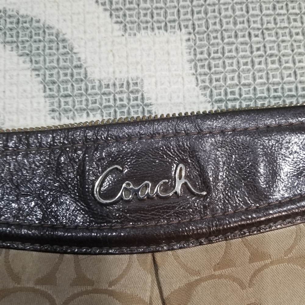 Coach Ashley Signature Hippie Bag - Picture 3 of 9